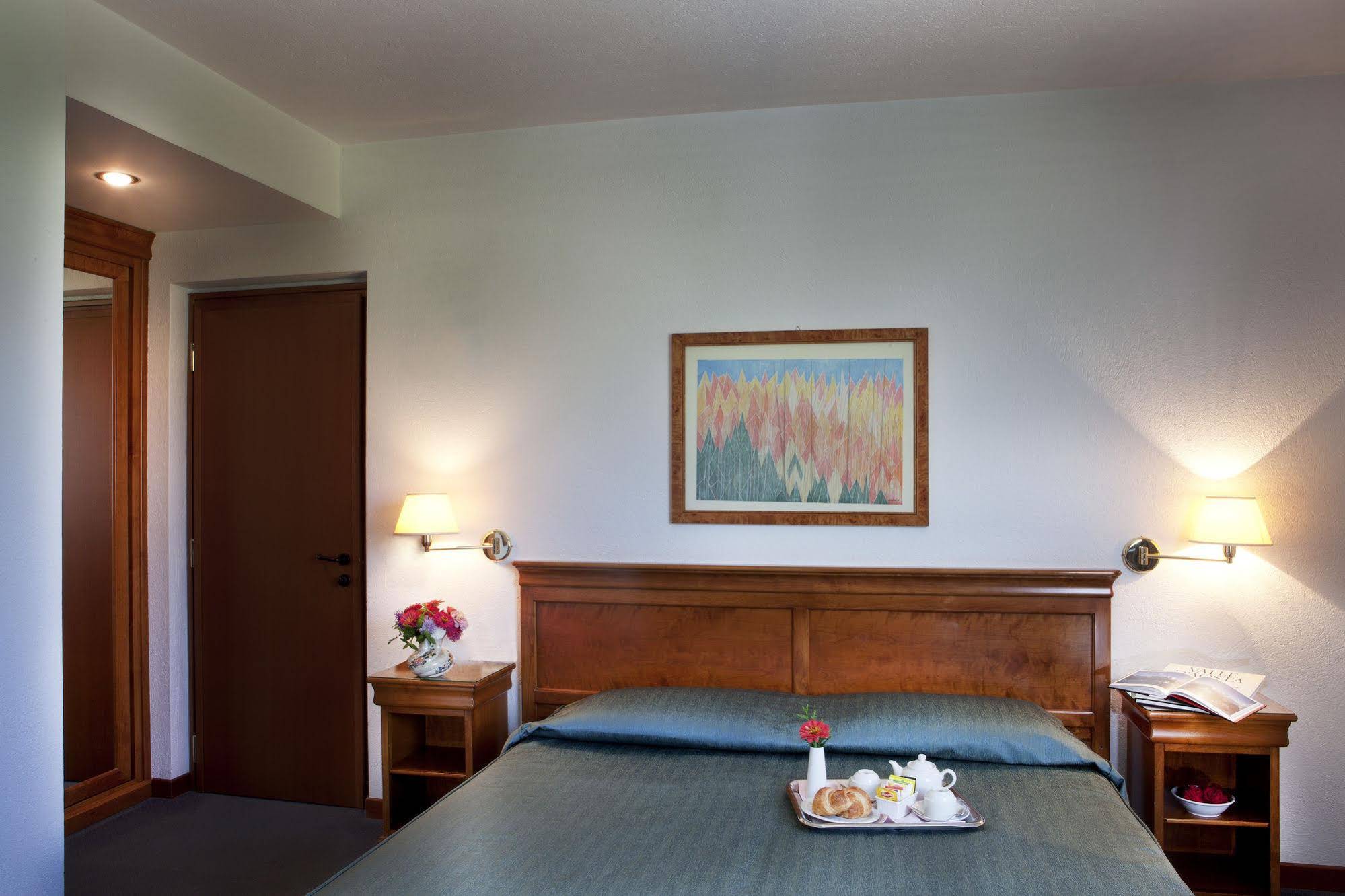Hotel Diana