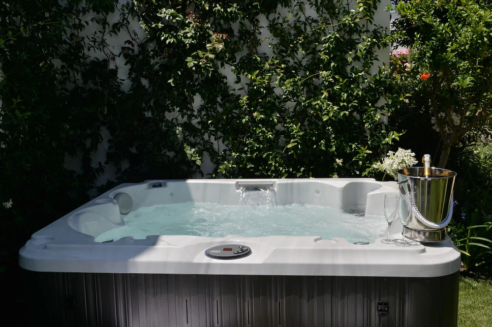 Madia Luxury