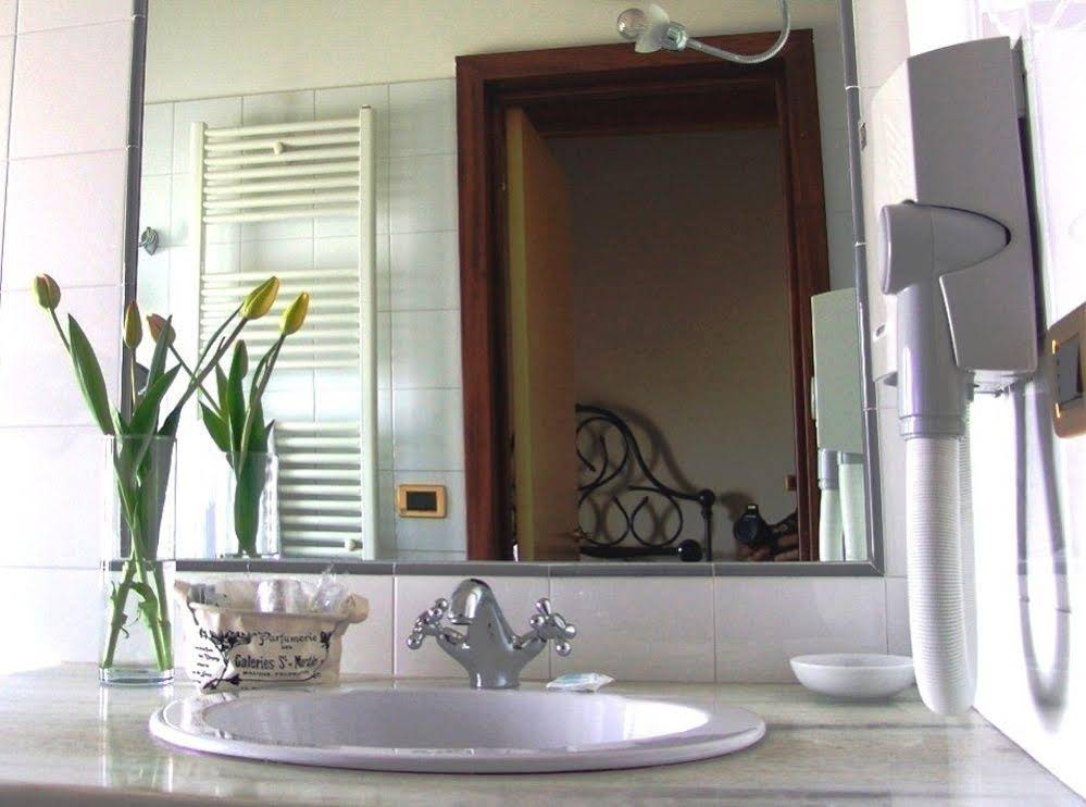 S. Martin Hotel
