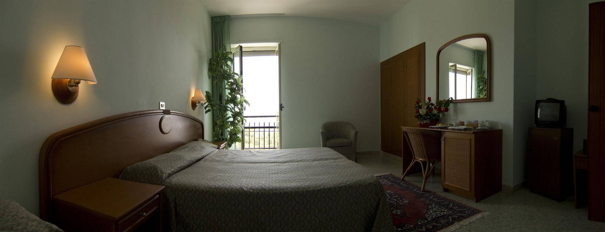 Hotel Eden
