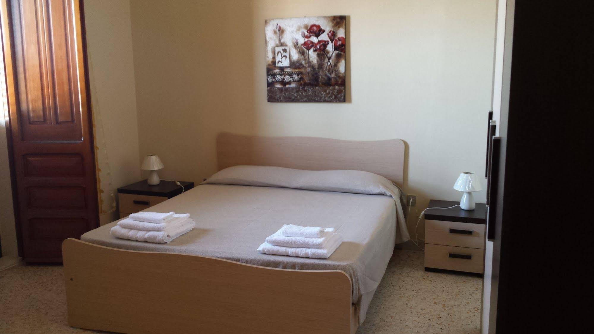 Apartments Emblema Mancaversa