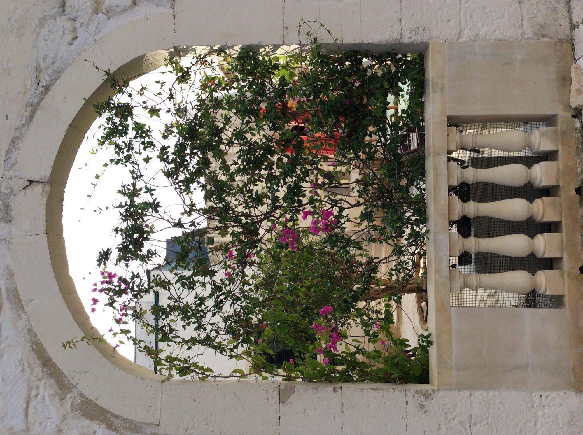 Palazzo Muro Leccese Relais De Charme