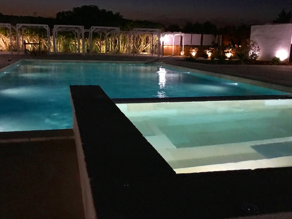 Relais Masseria Casina dei Cari
