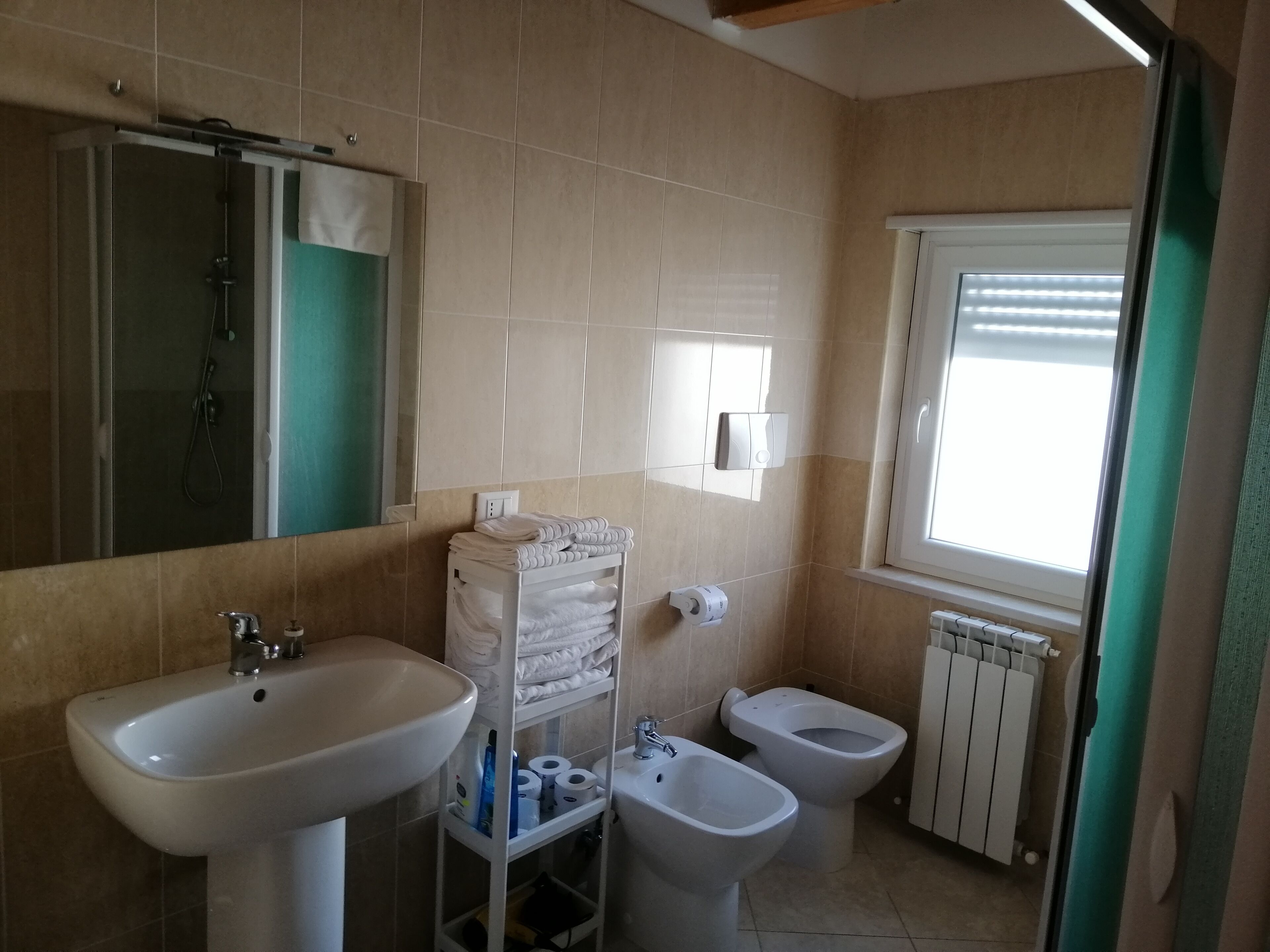 Suite & Apartment