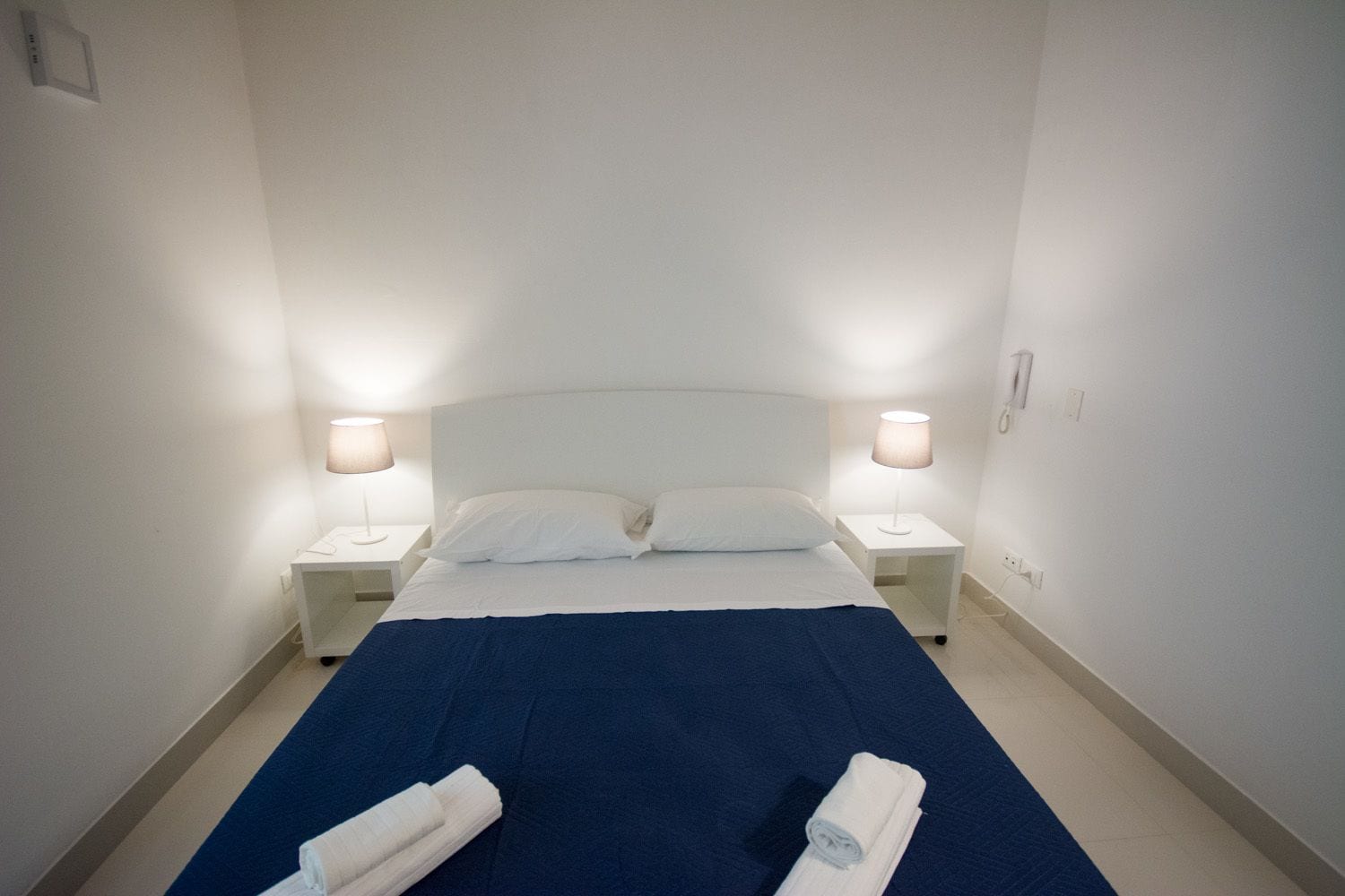 Suite & Apartment