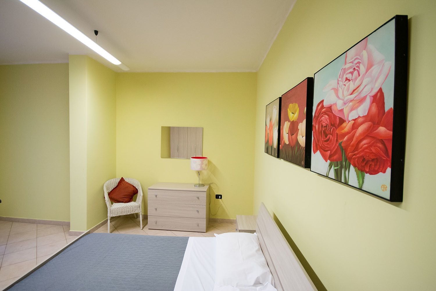 Suite & Apartment