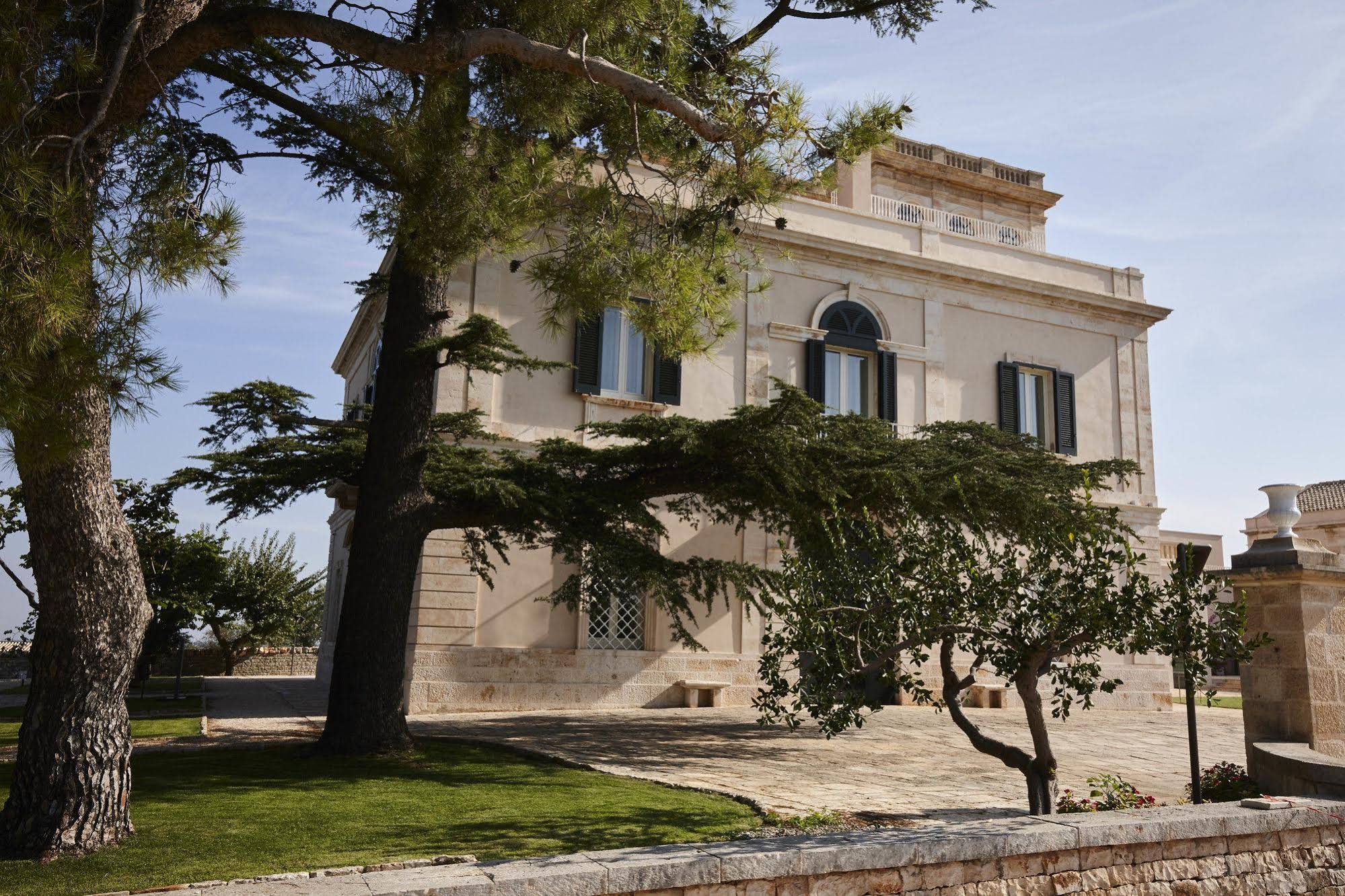 Villa Torre Bianca By Emily Hotel
