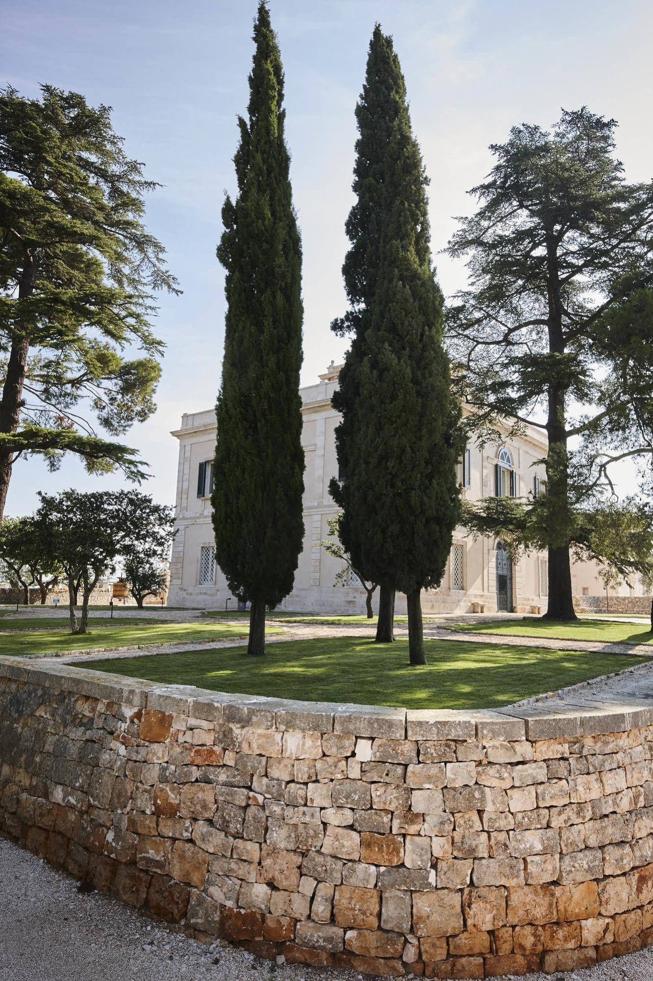 Villa Torre Bianca By Emily Hotel