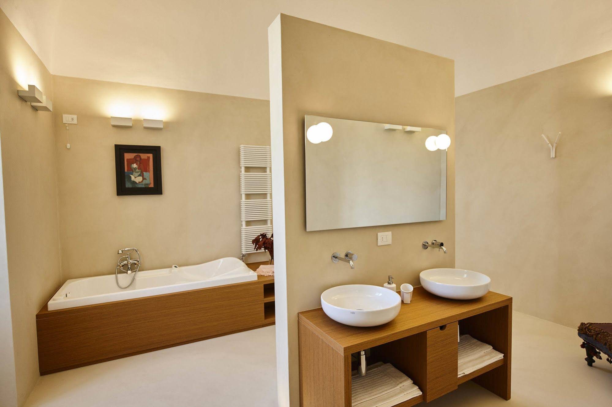 Villa Torre Bianca By Emily Hotel