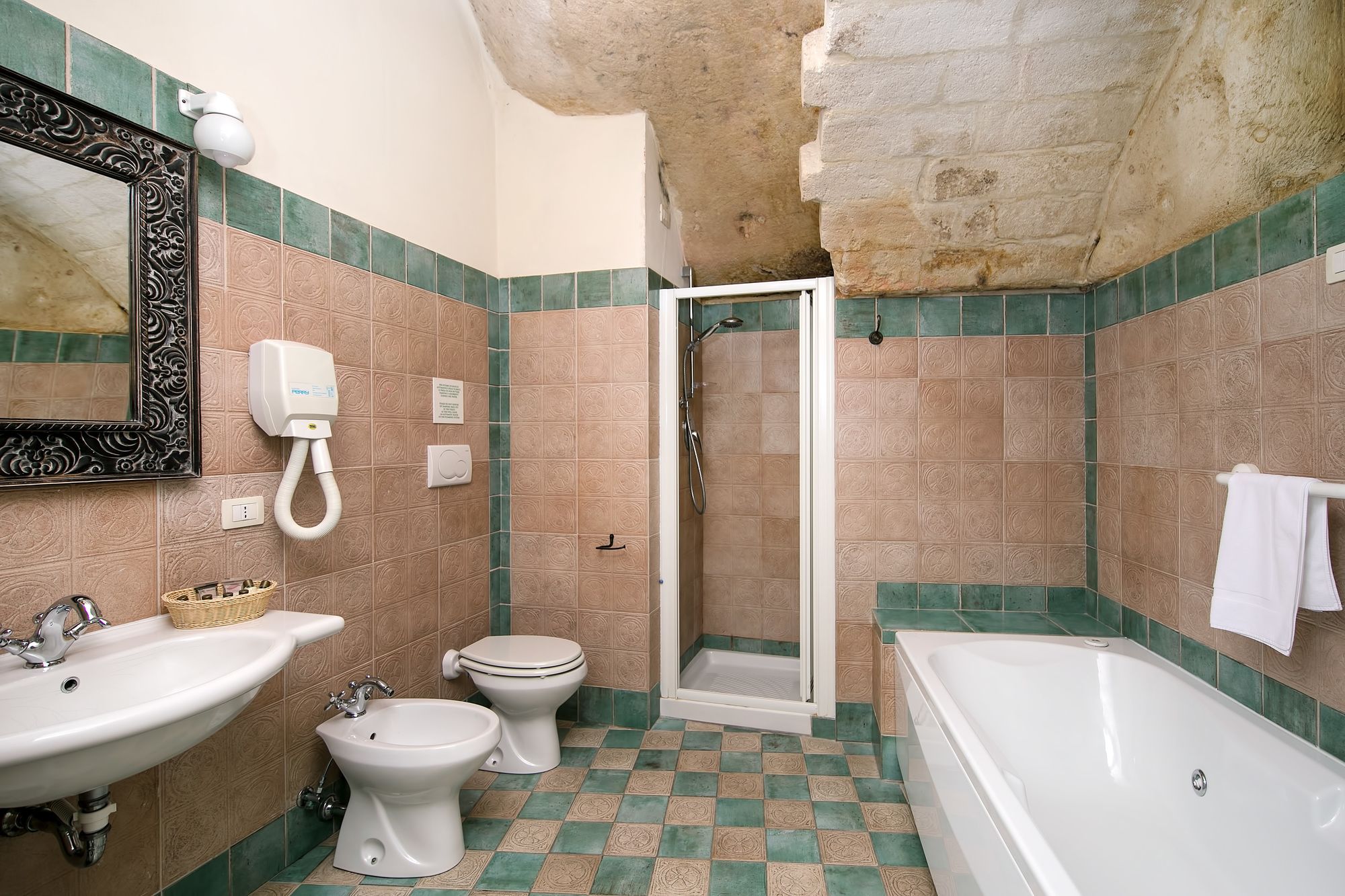 Locanda di San Martino - Hotel e Antiche Termae Romanae