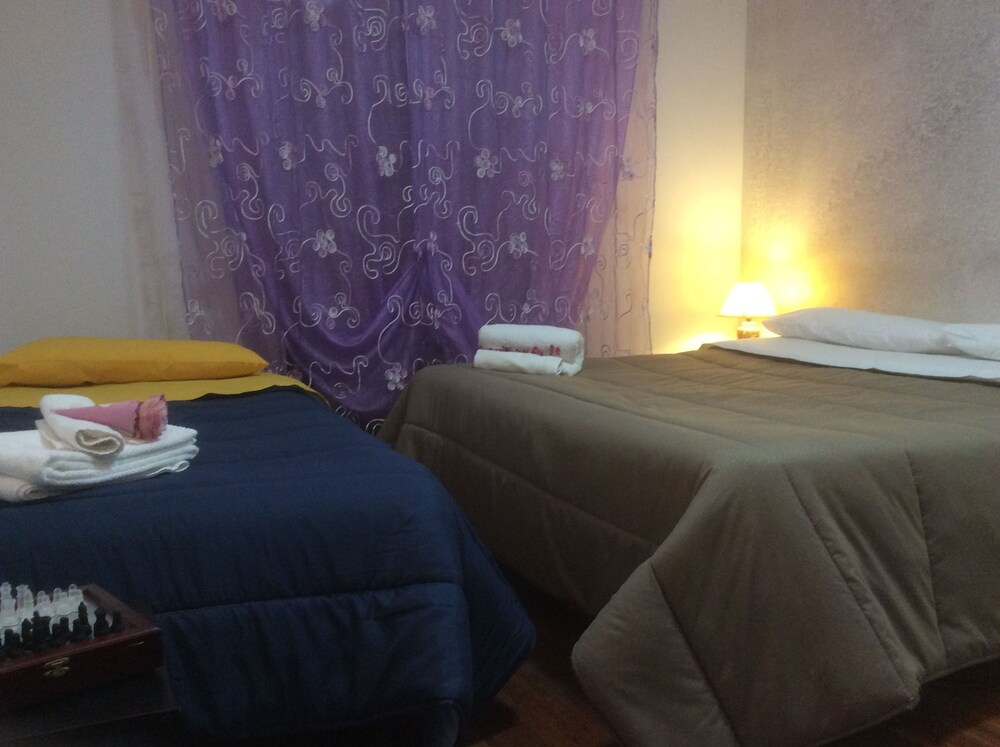 Lombardo Guest House