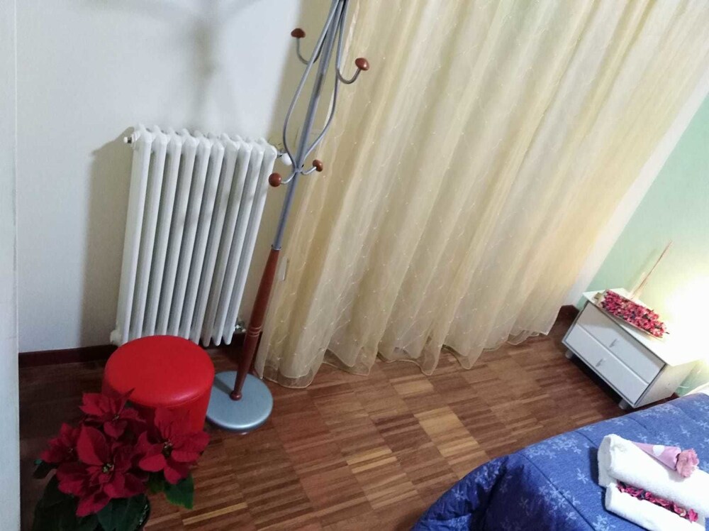 Lombardo Guest House