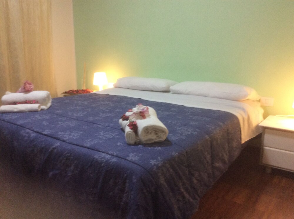 Lombardo Guest House