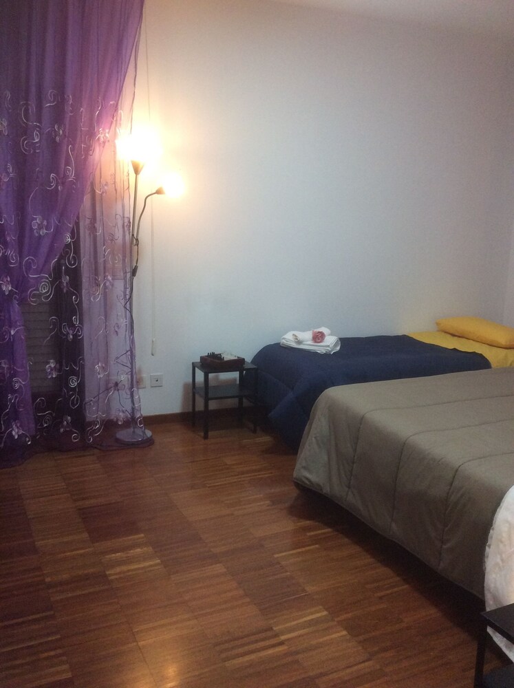 Lombardo Guest House