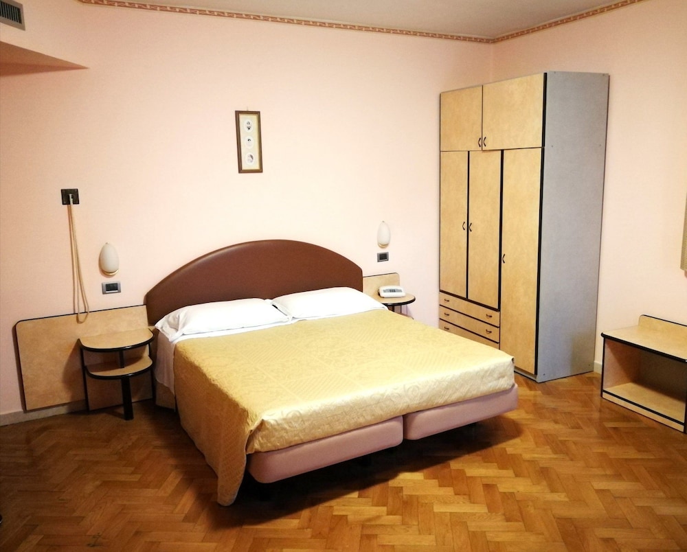 Hotel Ristorante Farese