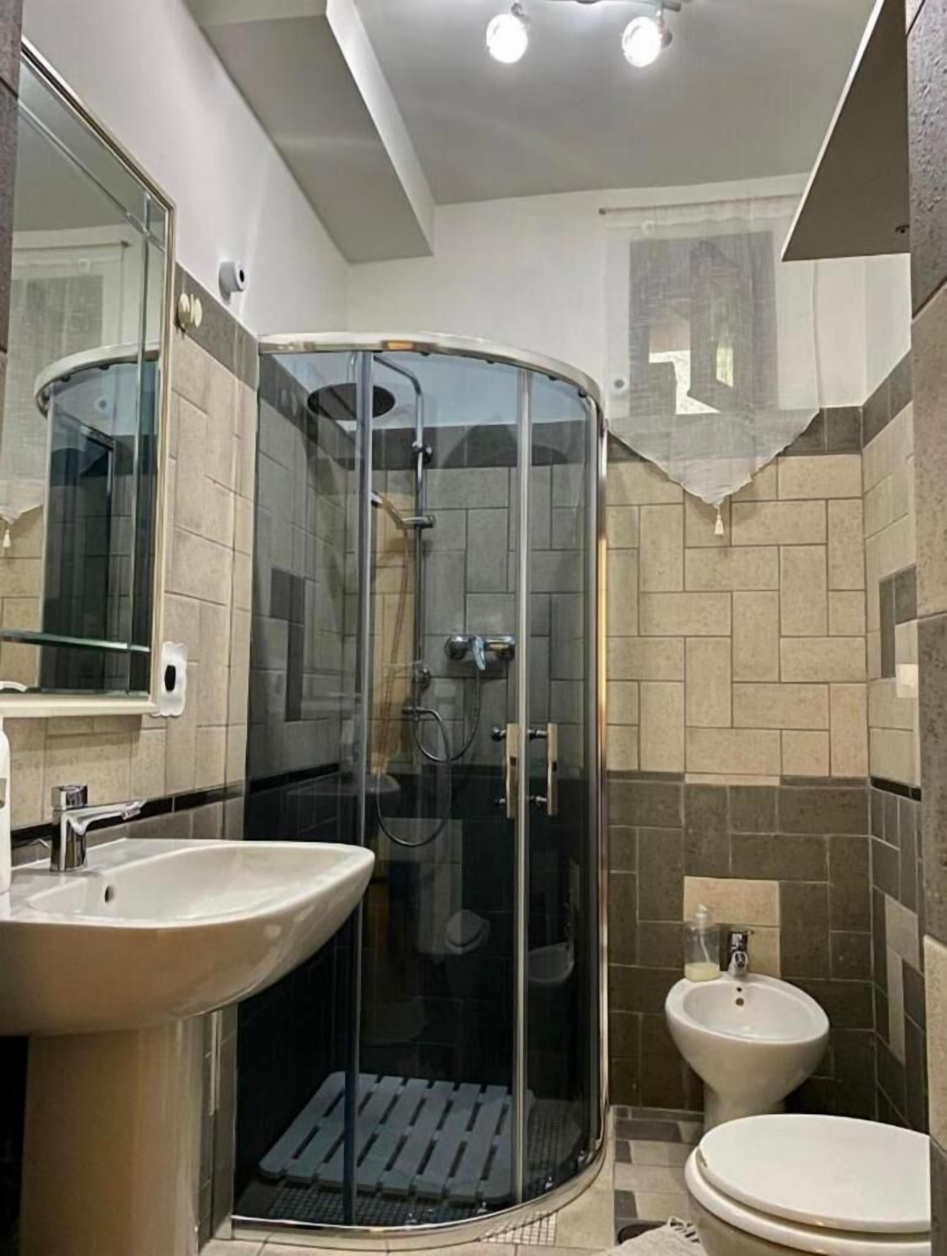 La Finestra Sui Cento Portali