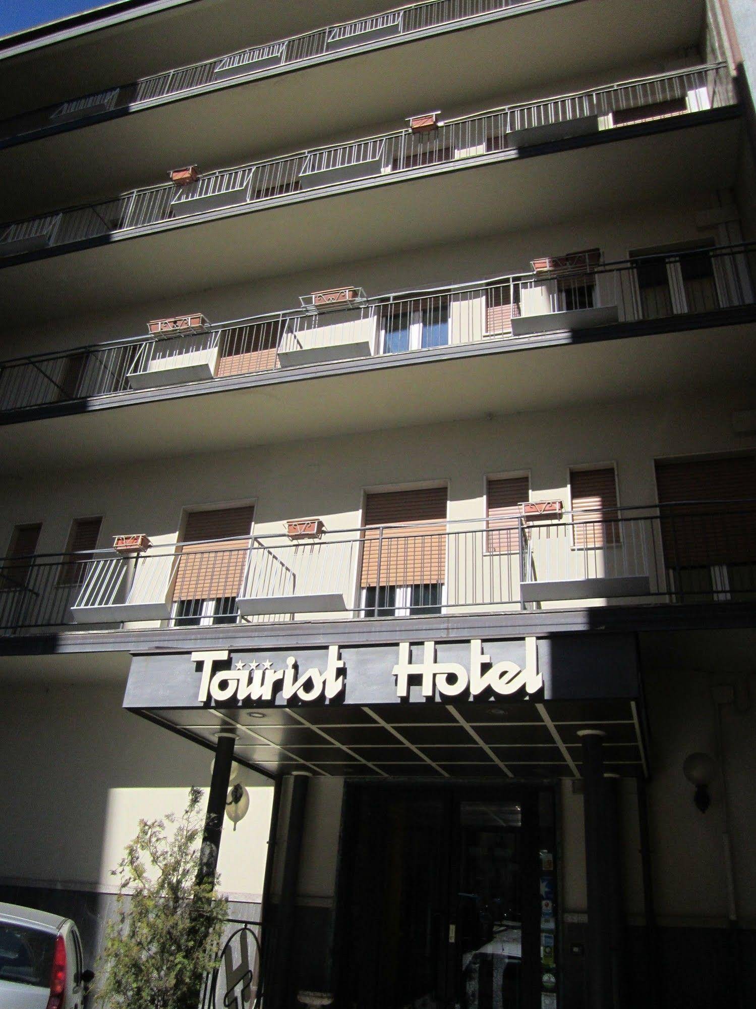 Tourist Hotel