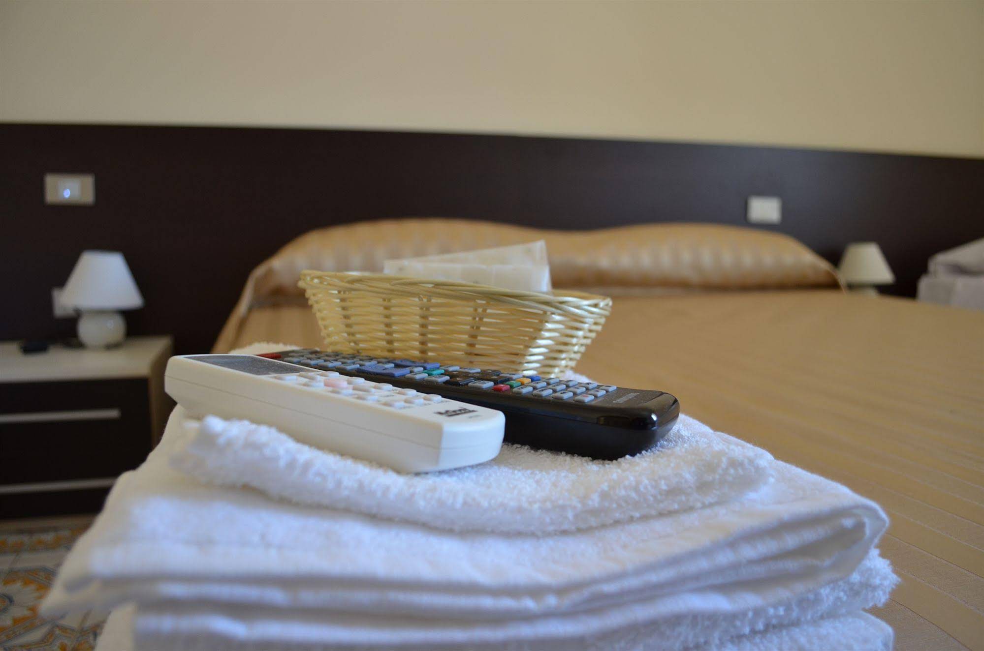 Hotel Happy