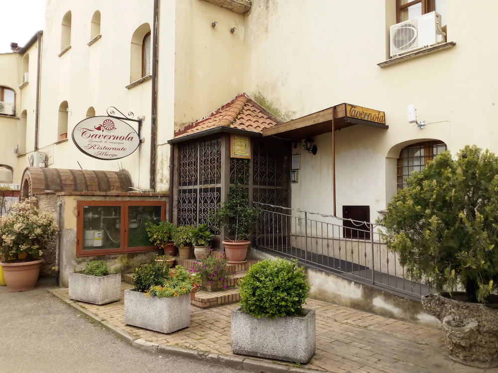 Tavernola Locanda Di Campagna