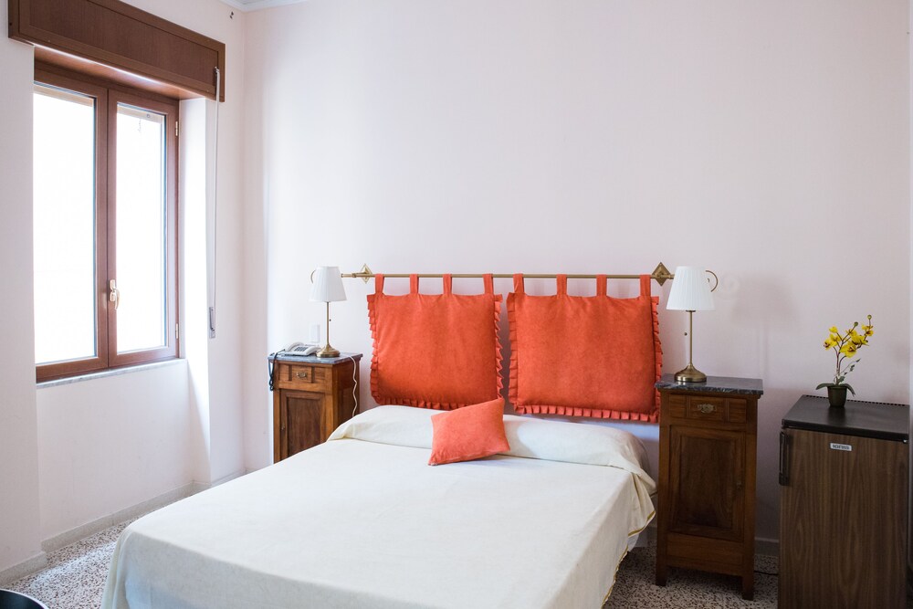 Vittoria Guest House Battipaglia
