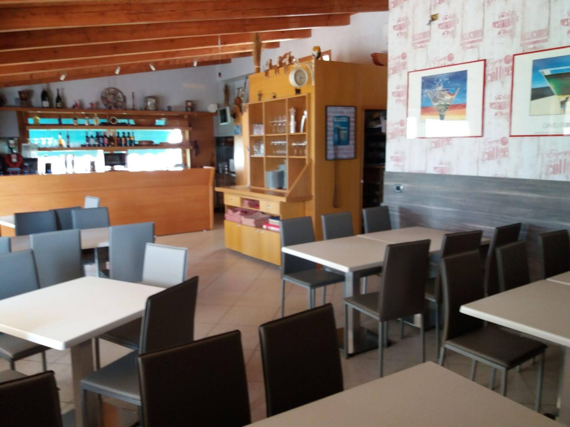 VillaMola Bed & Breakfast