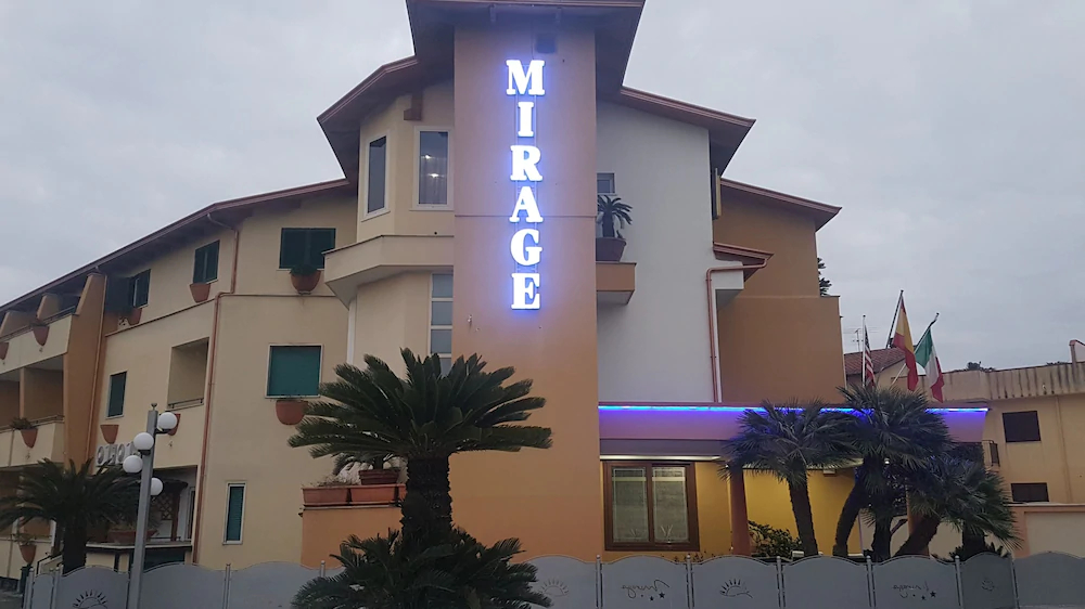 Hotel Mirage