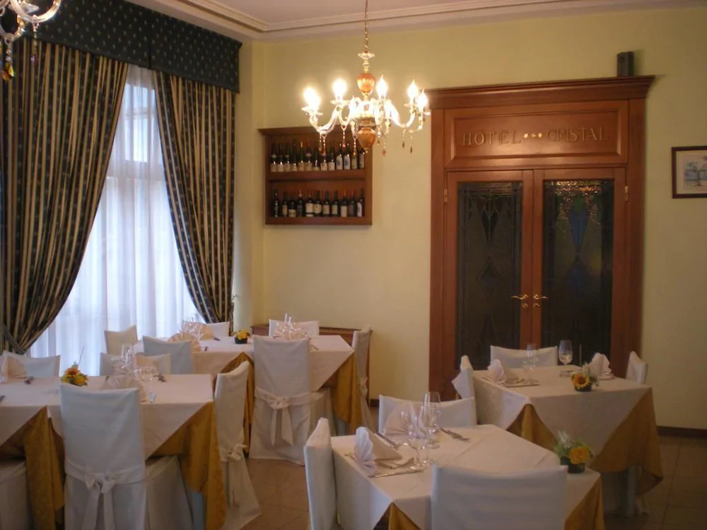 Cristal Hotel