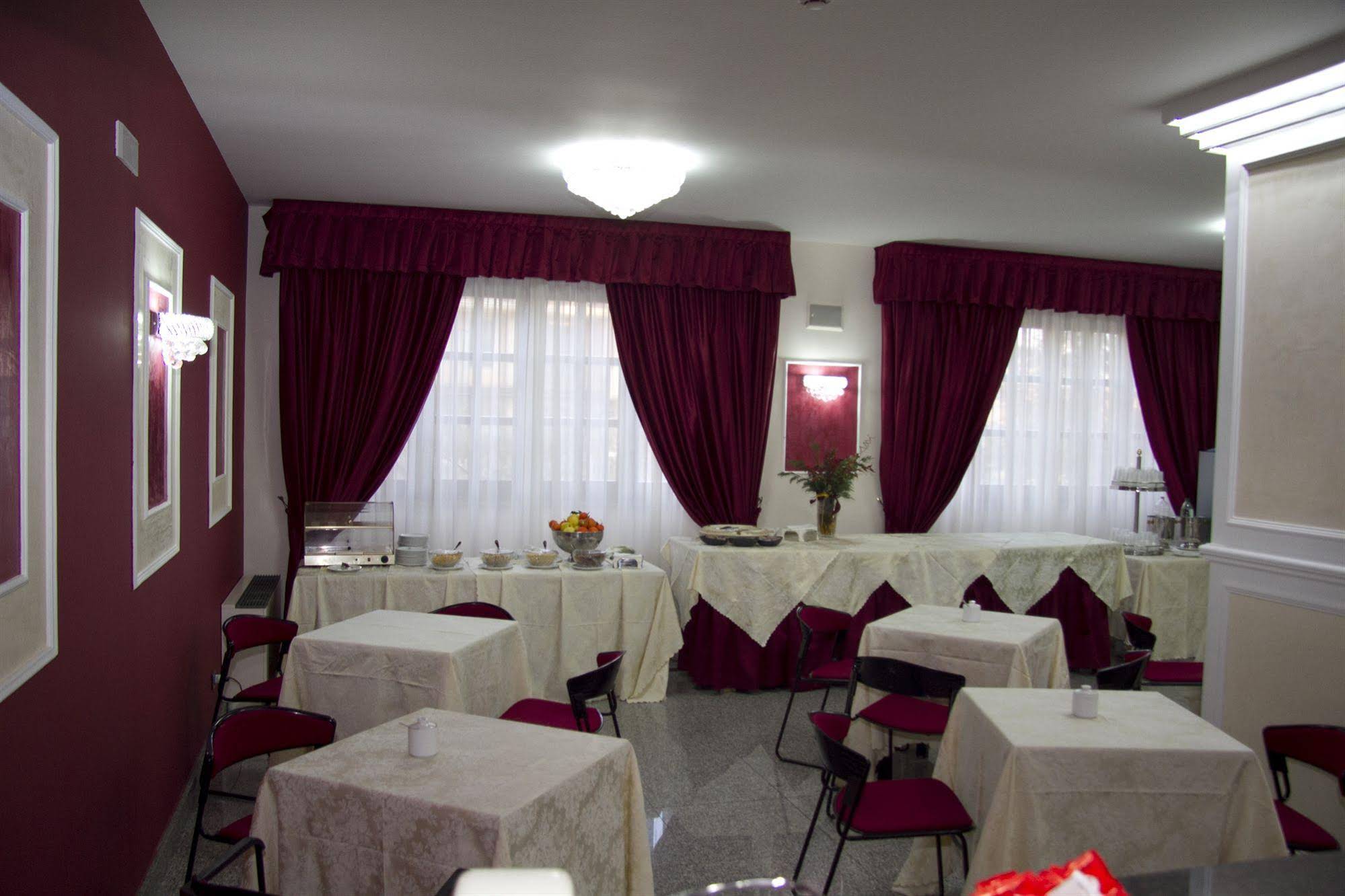 Green Park Hotel