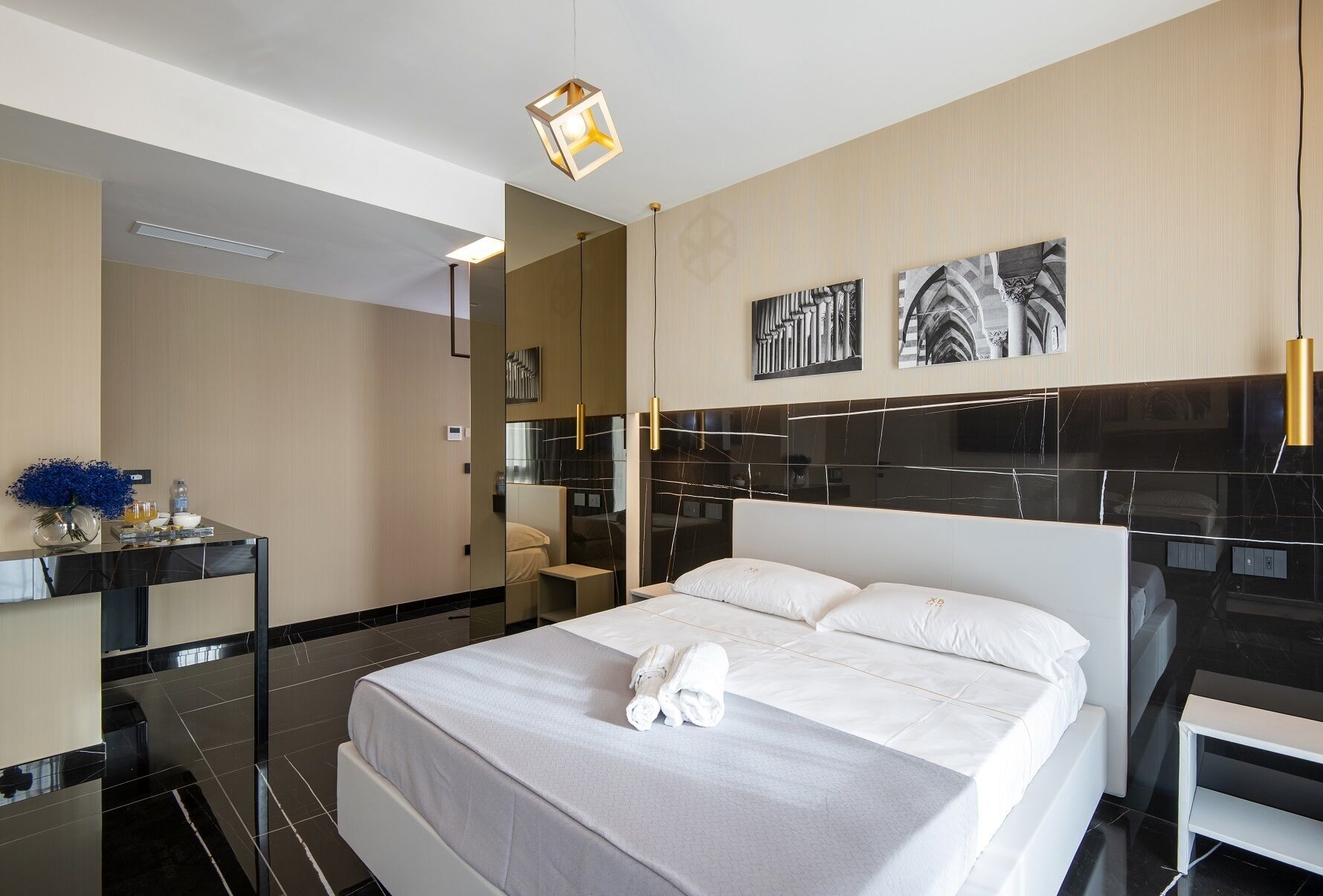 Hotel Xbusiness
