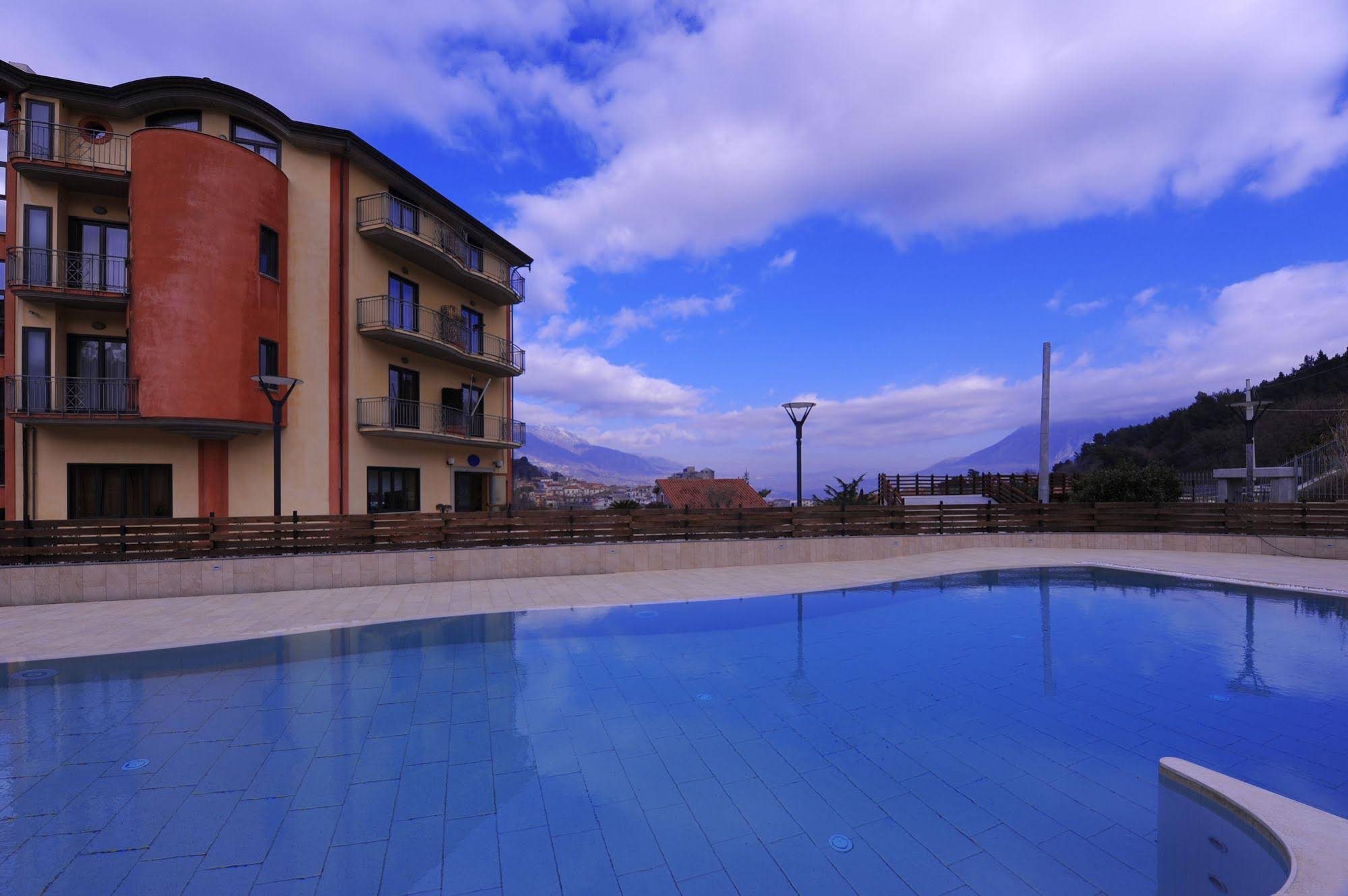 La Collina