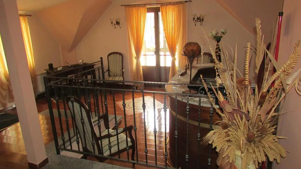 Al Palazzetto Set Fair