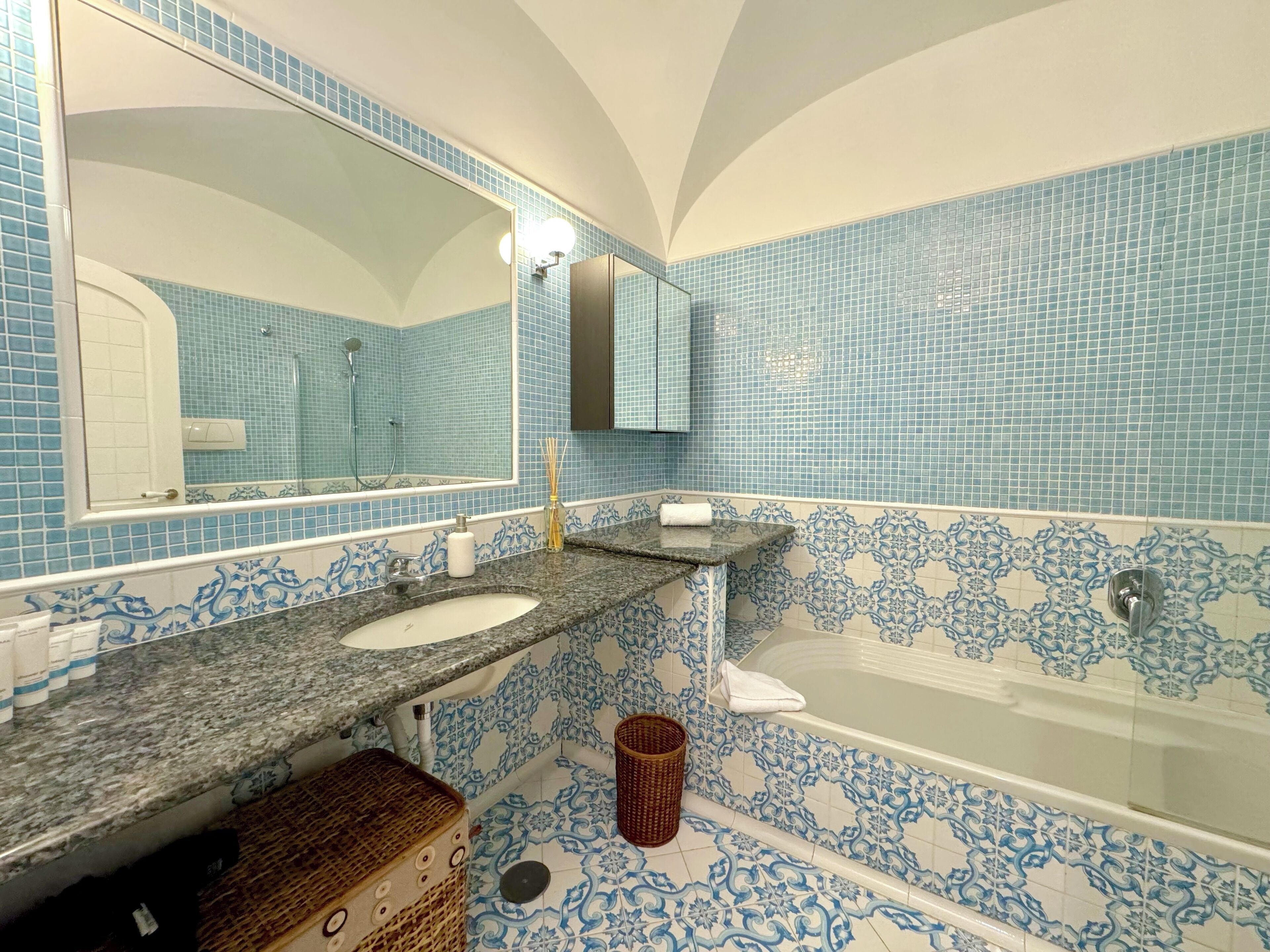 Oliveto Capri Apartments