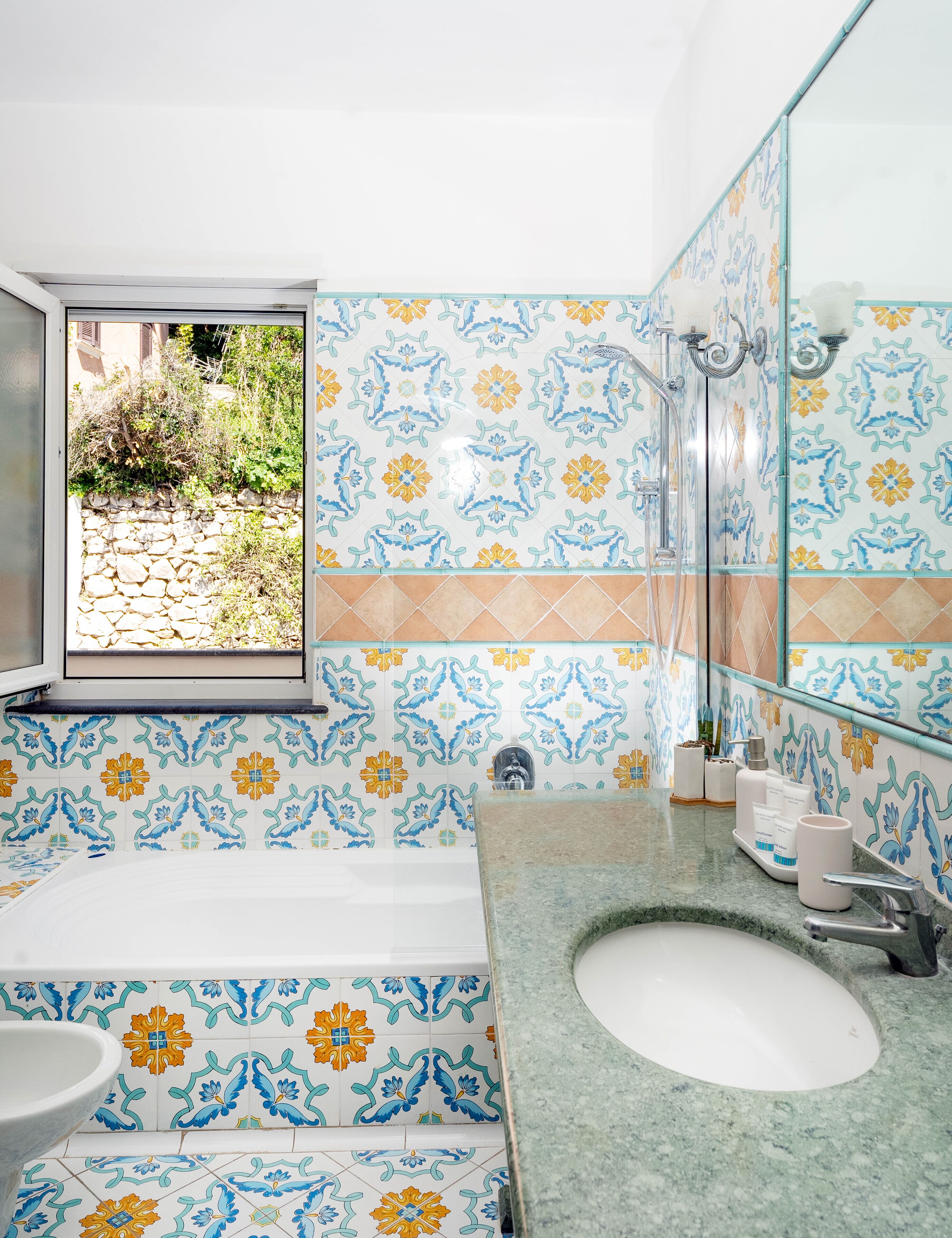 Oliveto Capri Apartments