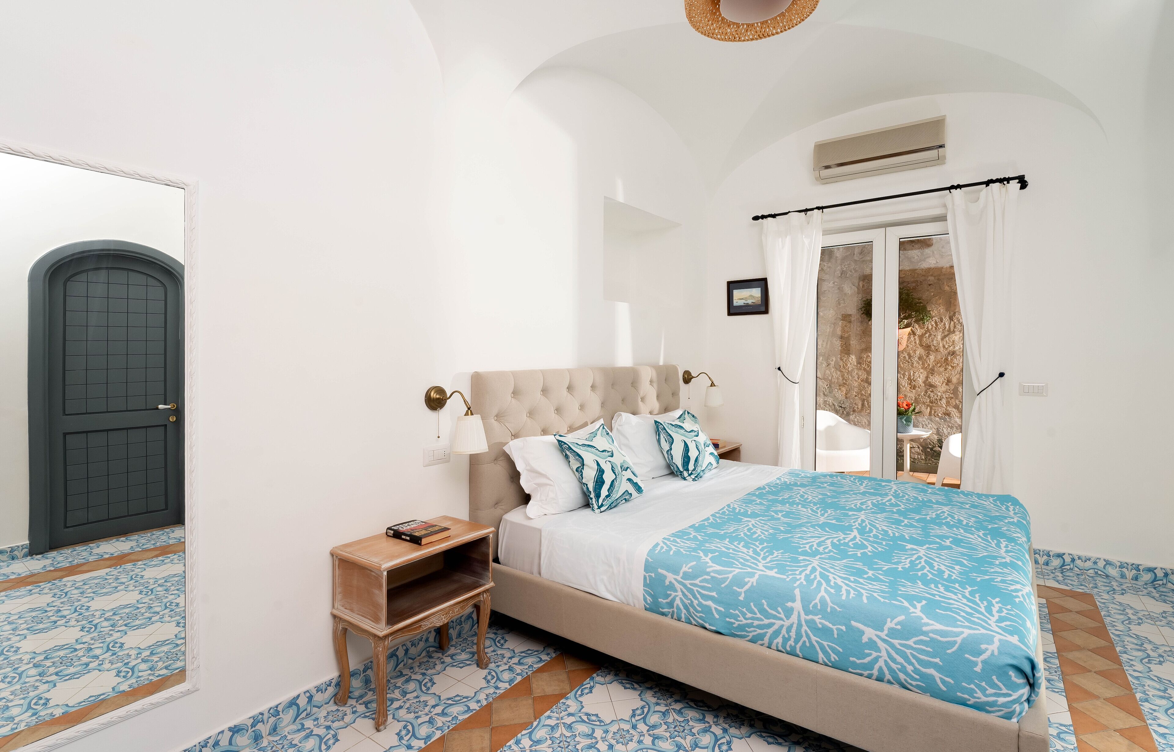 Oliveto Capri Apartments