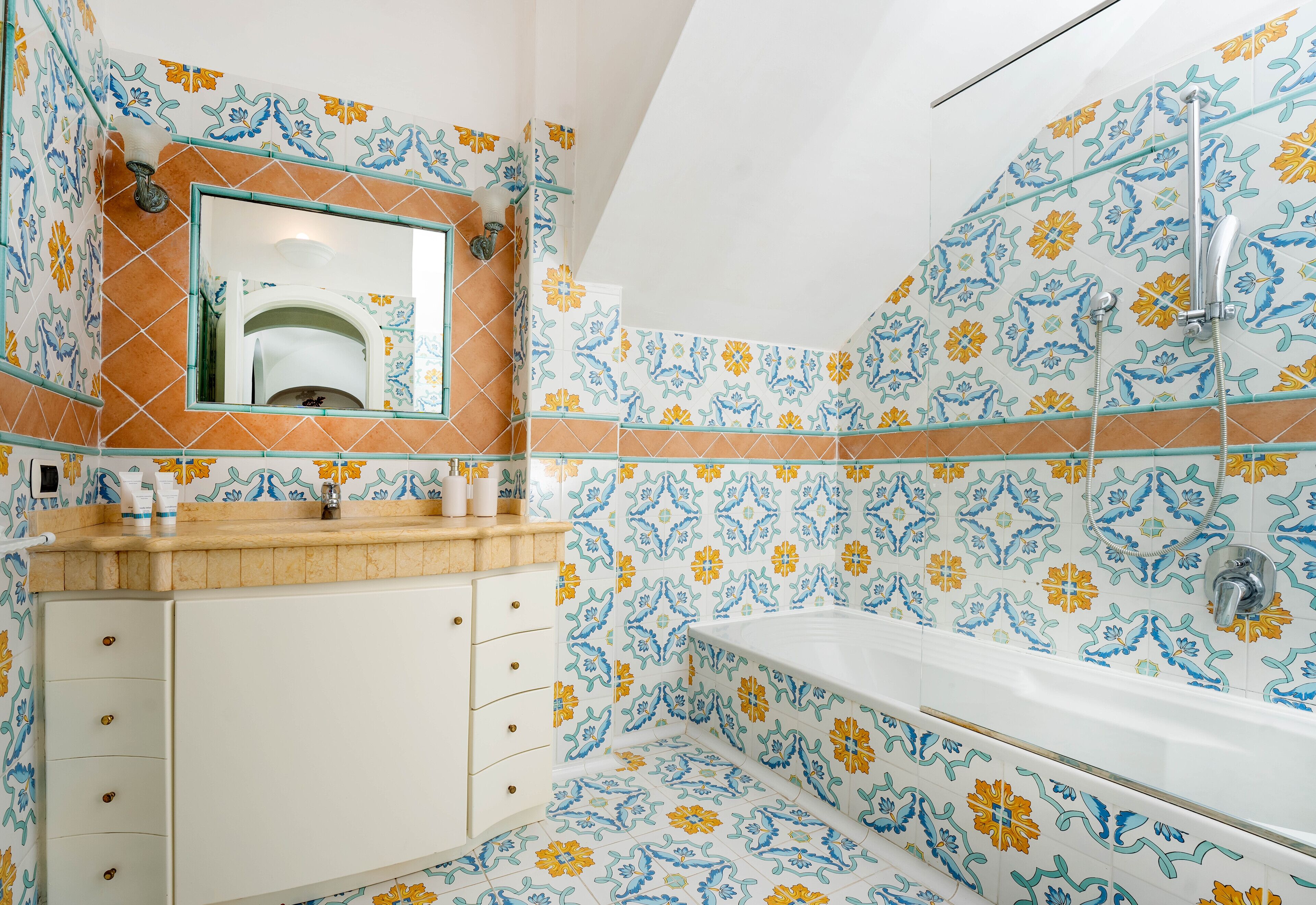 Oliveto Capri Apartments