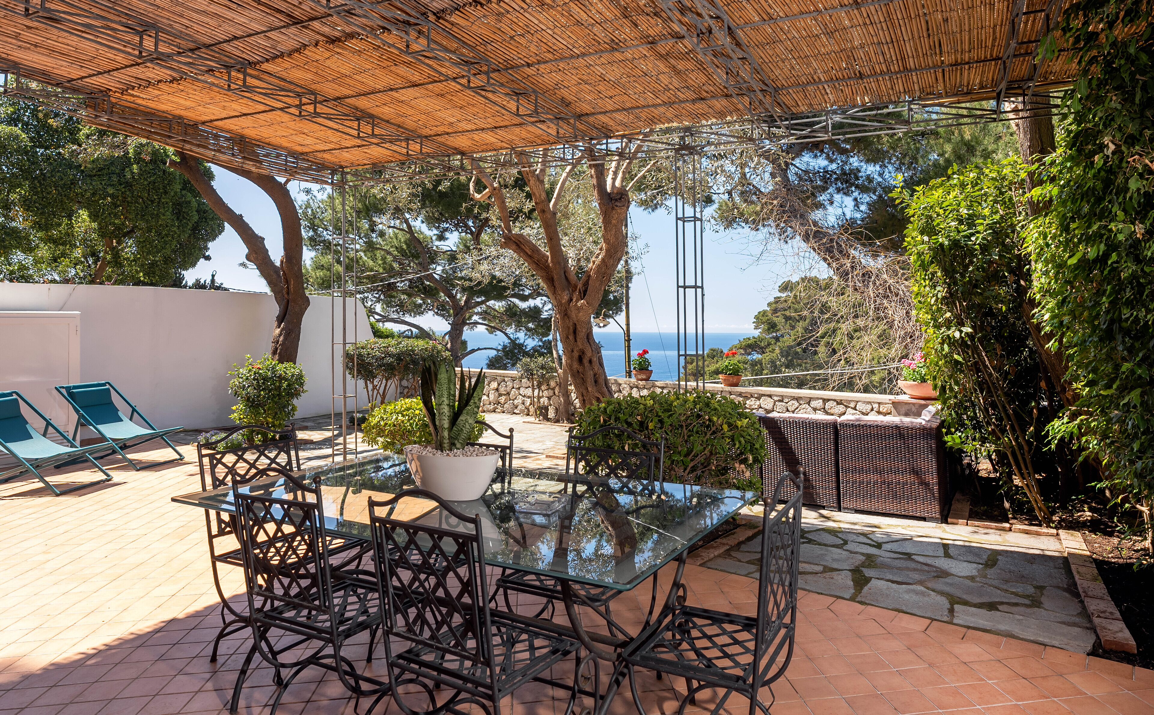 Oliveto Capri Apartments