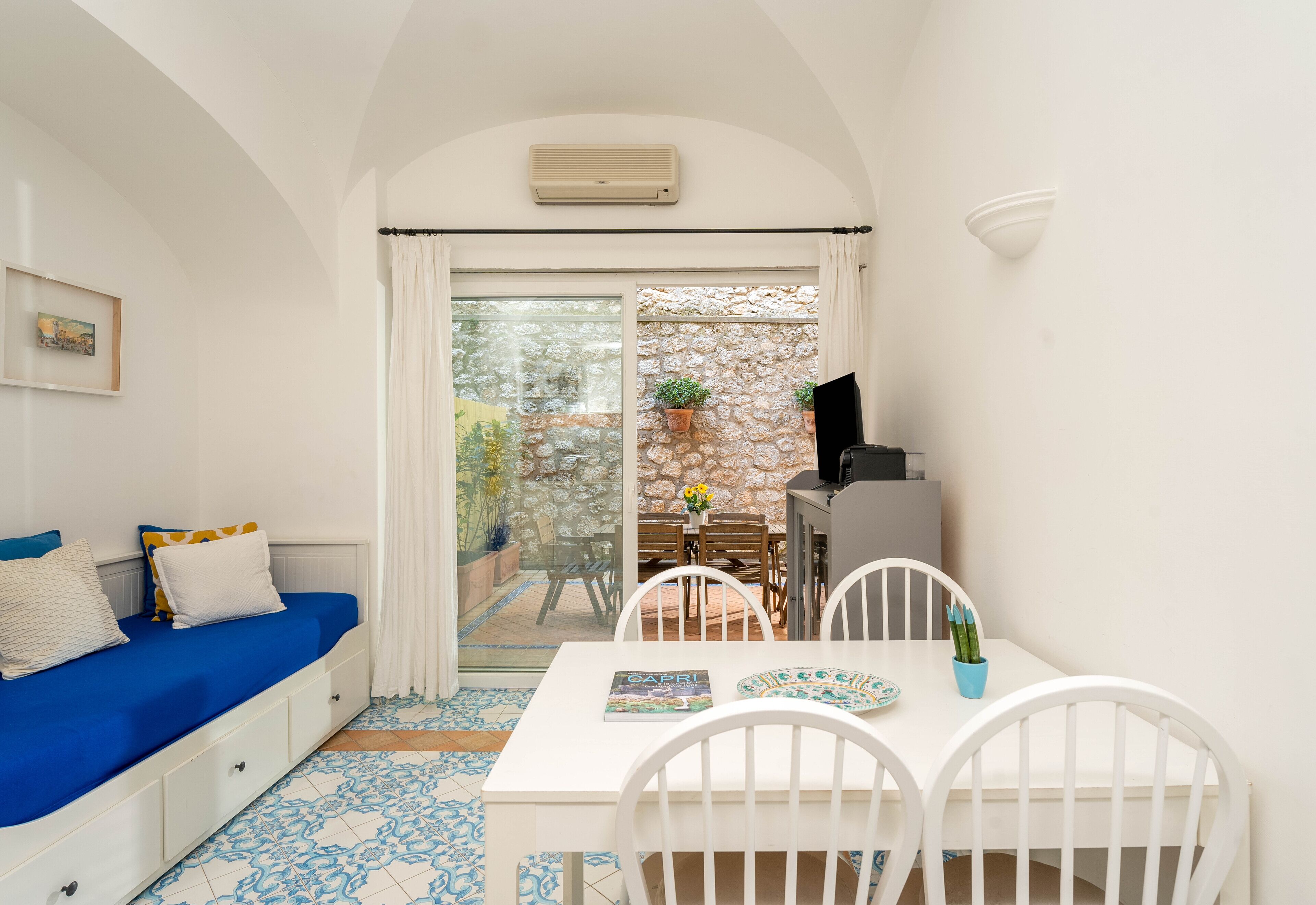 Oliveto Capri Apartments