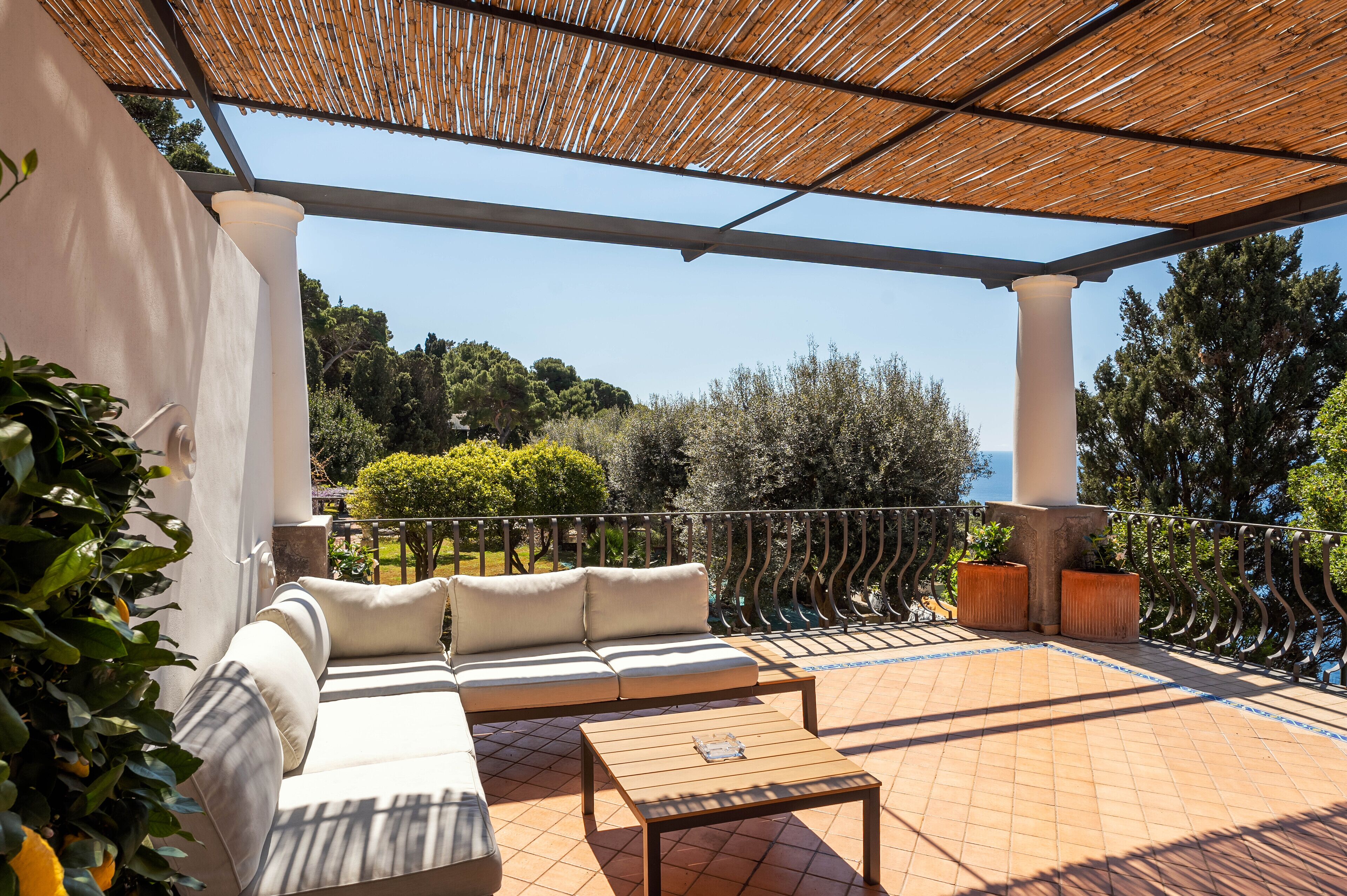 Oliveto Capri Apartments