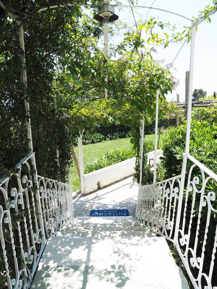 Suite Time Capri Villa La Pergola