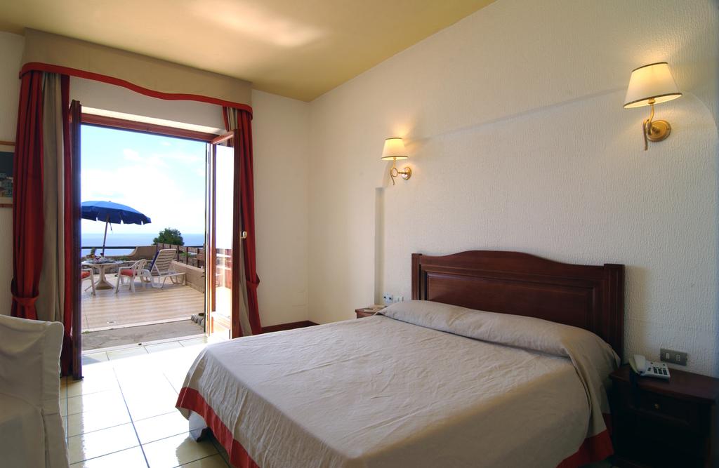 King’s Residence Hotel