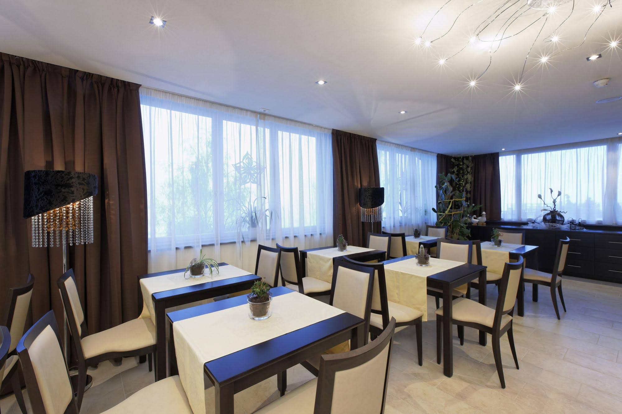 Hotel Amaten