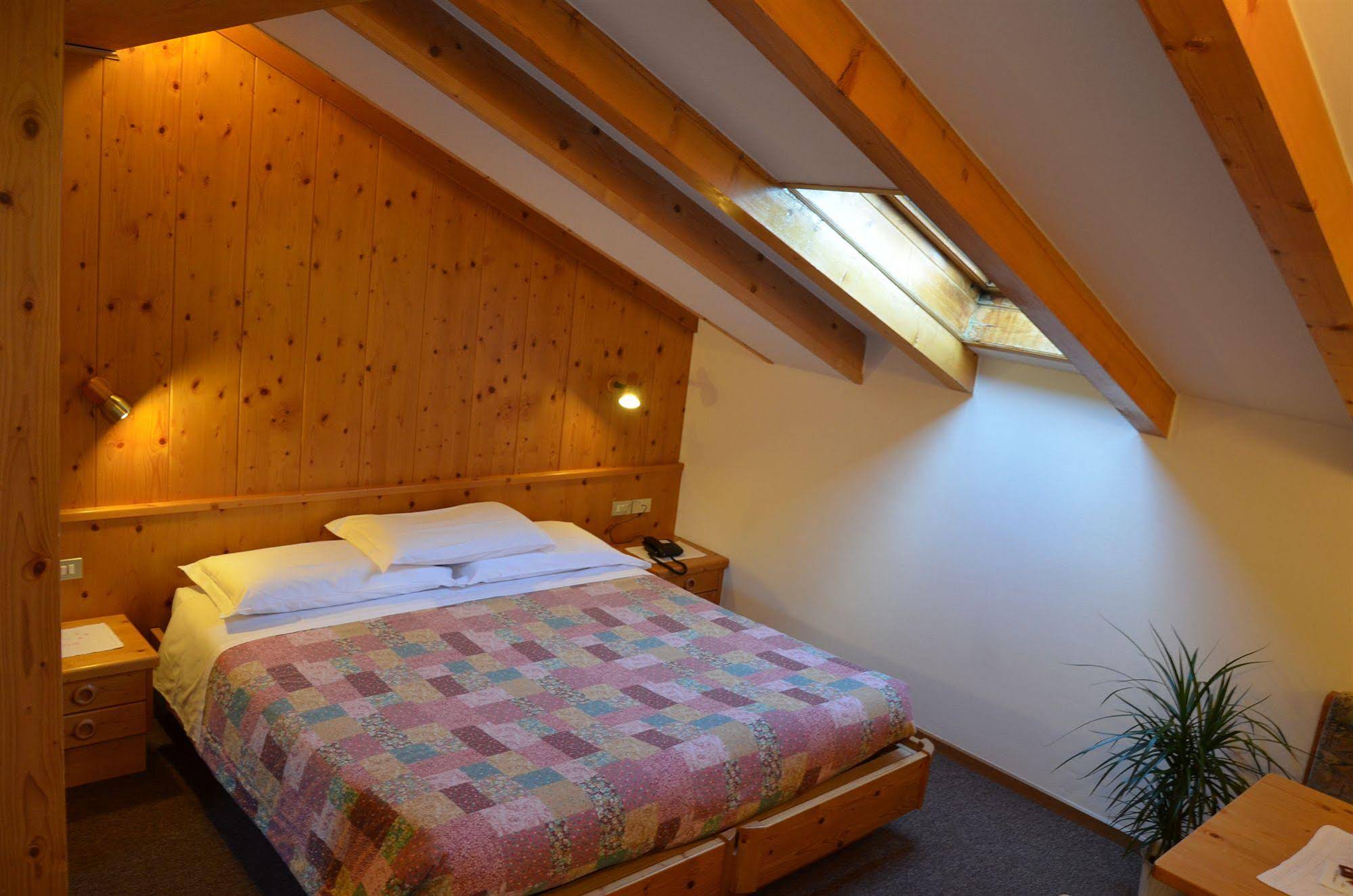Hotel Ladina