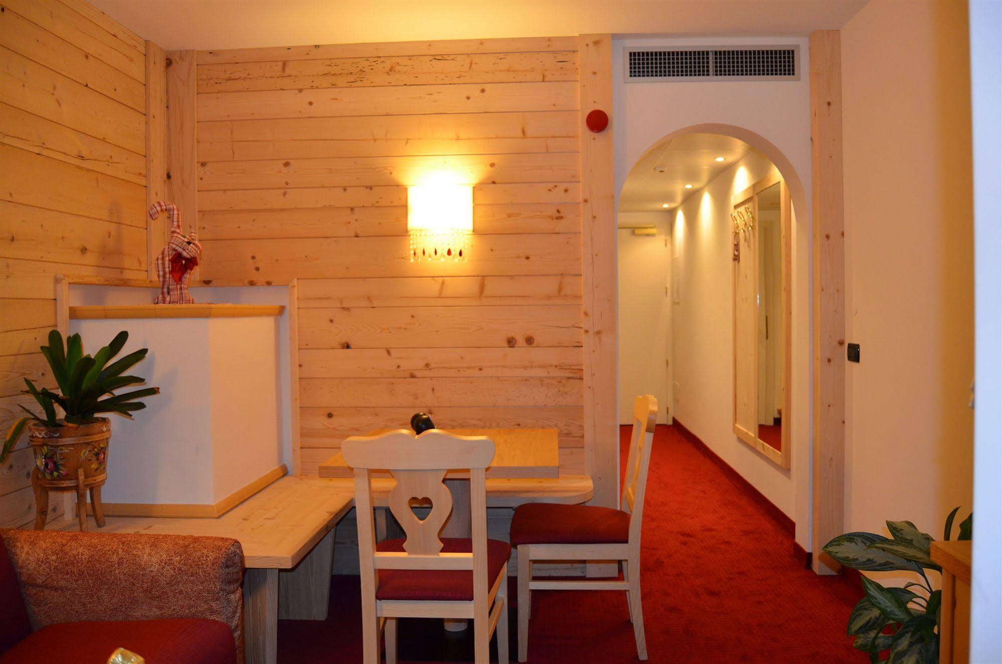 Hotel Ladina