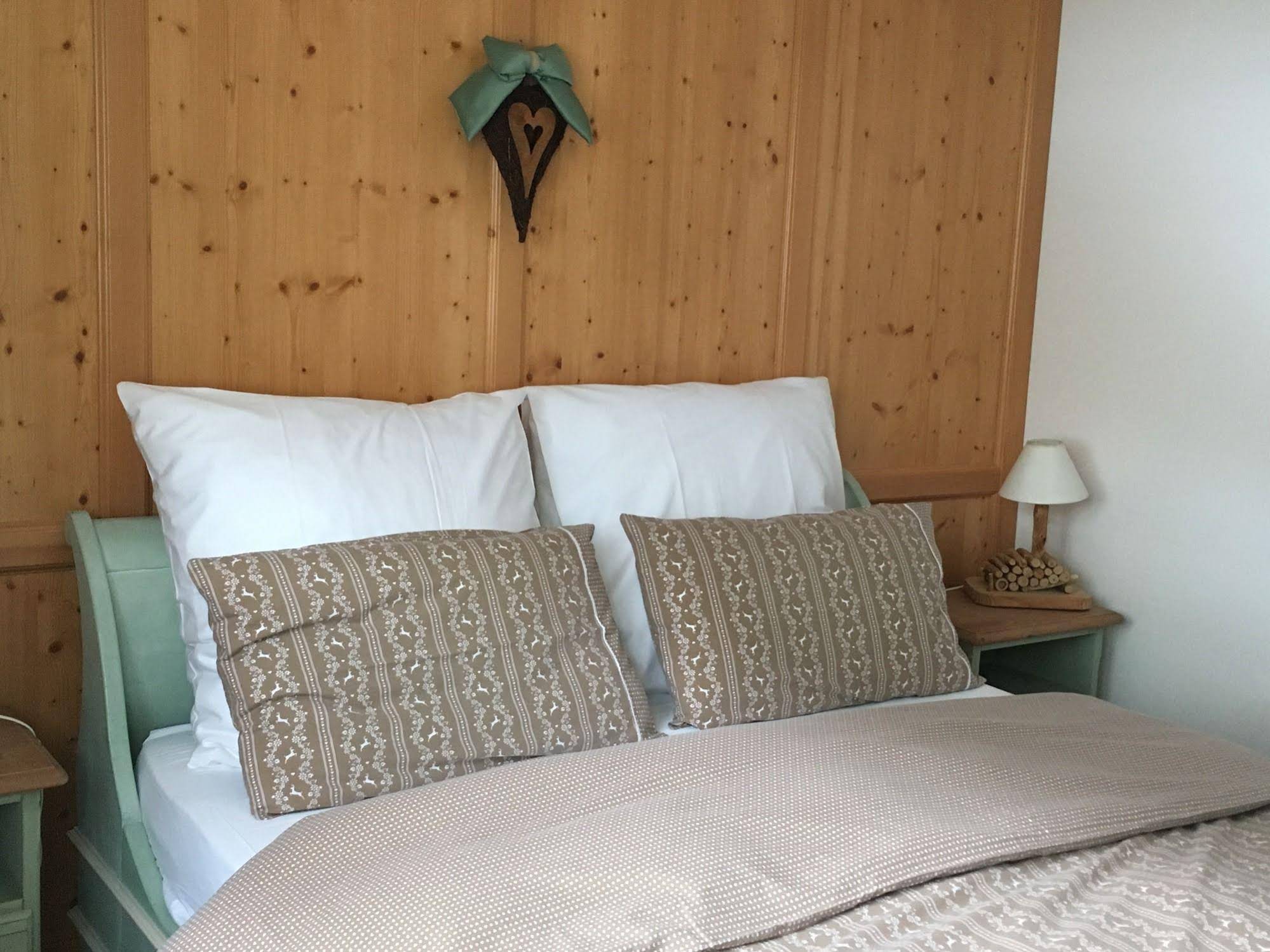 Appartamenti Chalet Orchidea