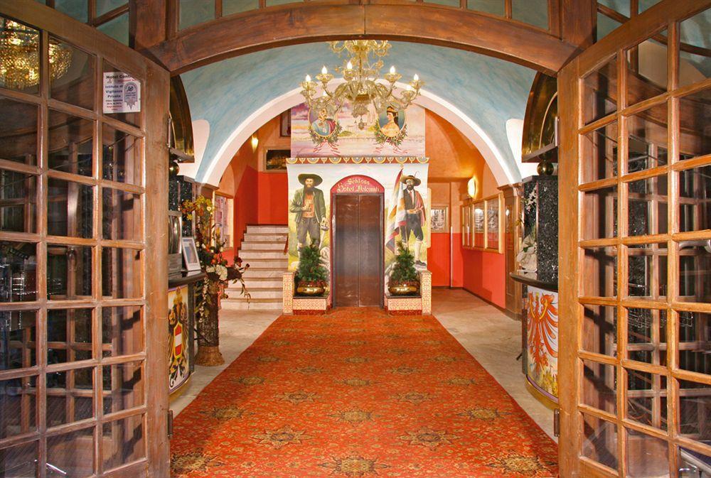 Schloss Hotel & Club Dolomiti Historic
