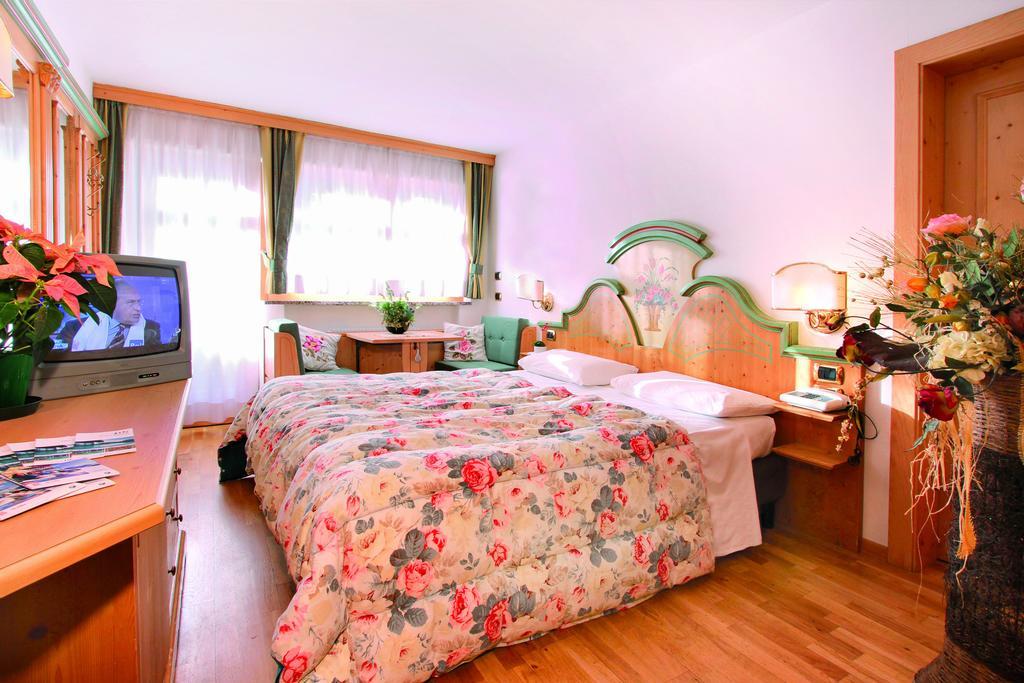 Schloss Hotel & Club Dolomiti Historic