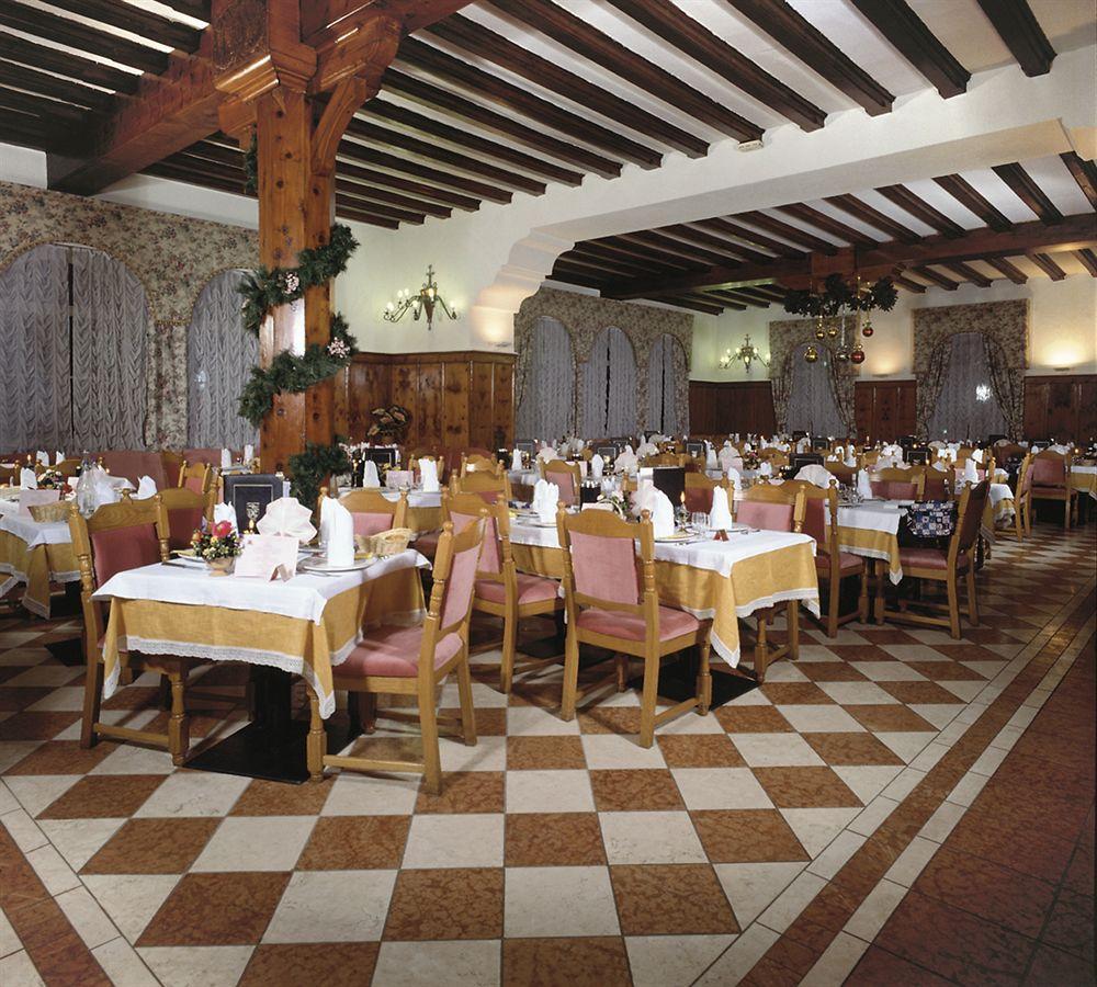 Schloss Hotel & Club Dolomiti Historic