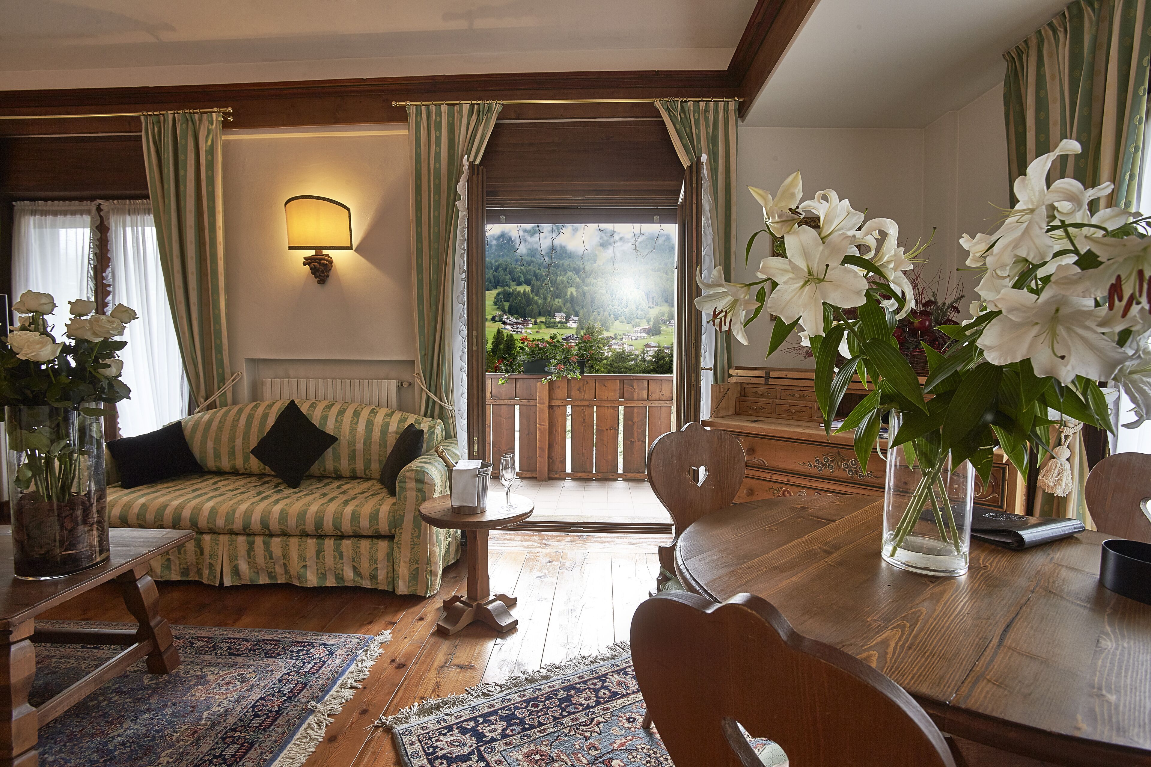 Hotel Bellevue Cortina