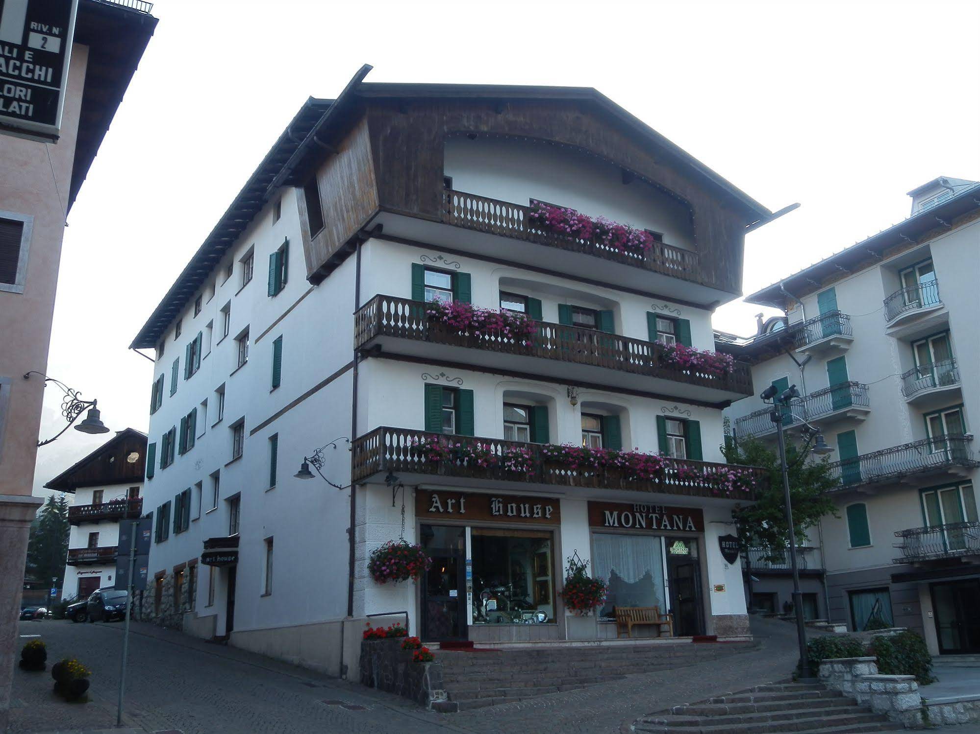 Hotel Montana