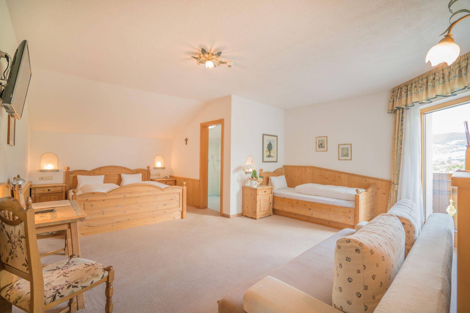 Mineralienhotel Natznerhof